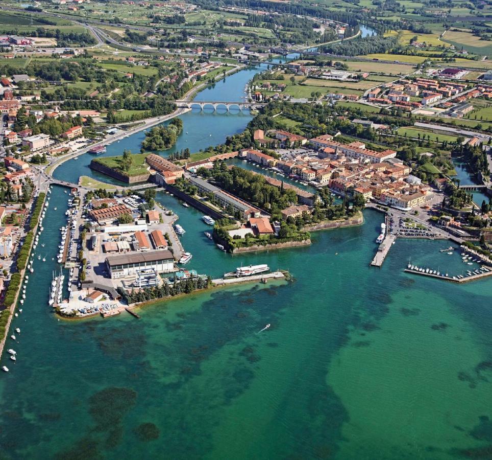 شقة بسكييرا ديل غاردا  في La Madonnina Vacation Flats المظهر الخارجي الصورة